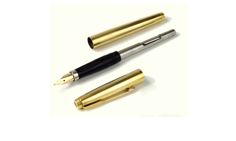 PARKER 75 IN 14 KT SOLID GOLD FOUNTAIN PEN